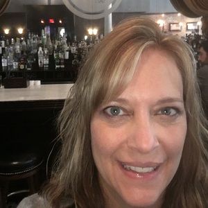 Meet your Posher, Janelle